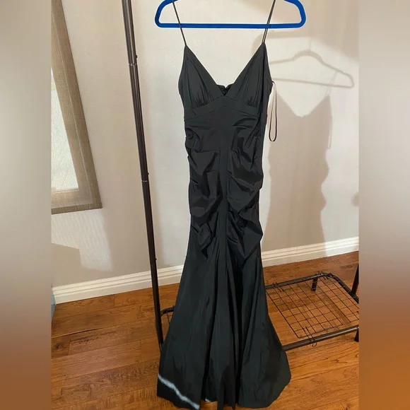chinese dress ladies XSCAPE Women's Floral Chiffon Halter-Neck Gown Color Navy/Mauve Size 1 –  DDT Boutique main image 1